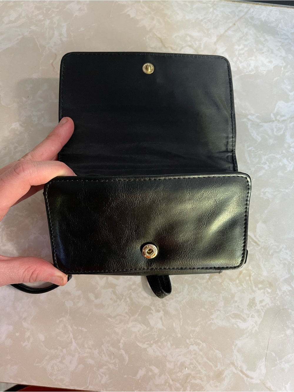 Disney Mickey Mouse Bioworld Wallet Wristlet - 2 Compartments Black Faux Leather - Picture 4 of 4